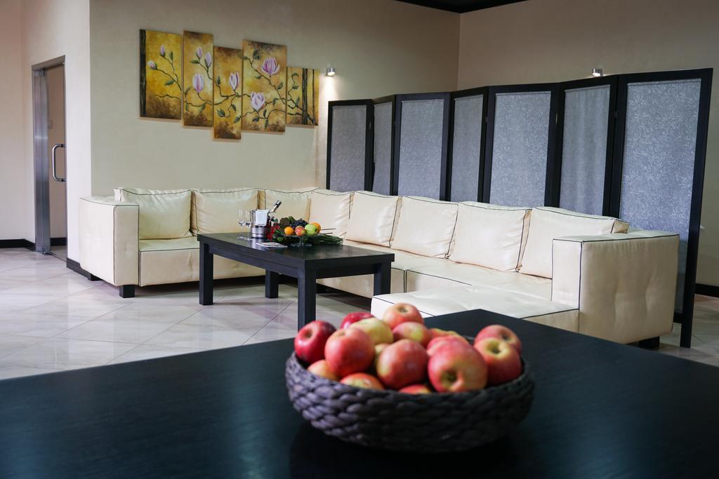 Park-Hotel Golosievo Kiev Ngoại thất bức ảnh
